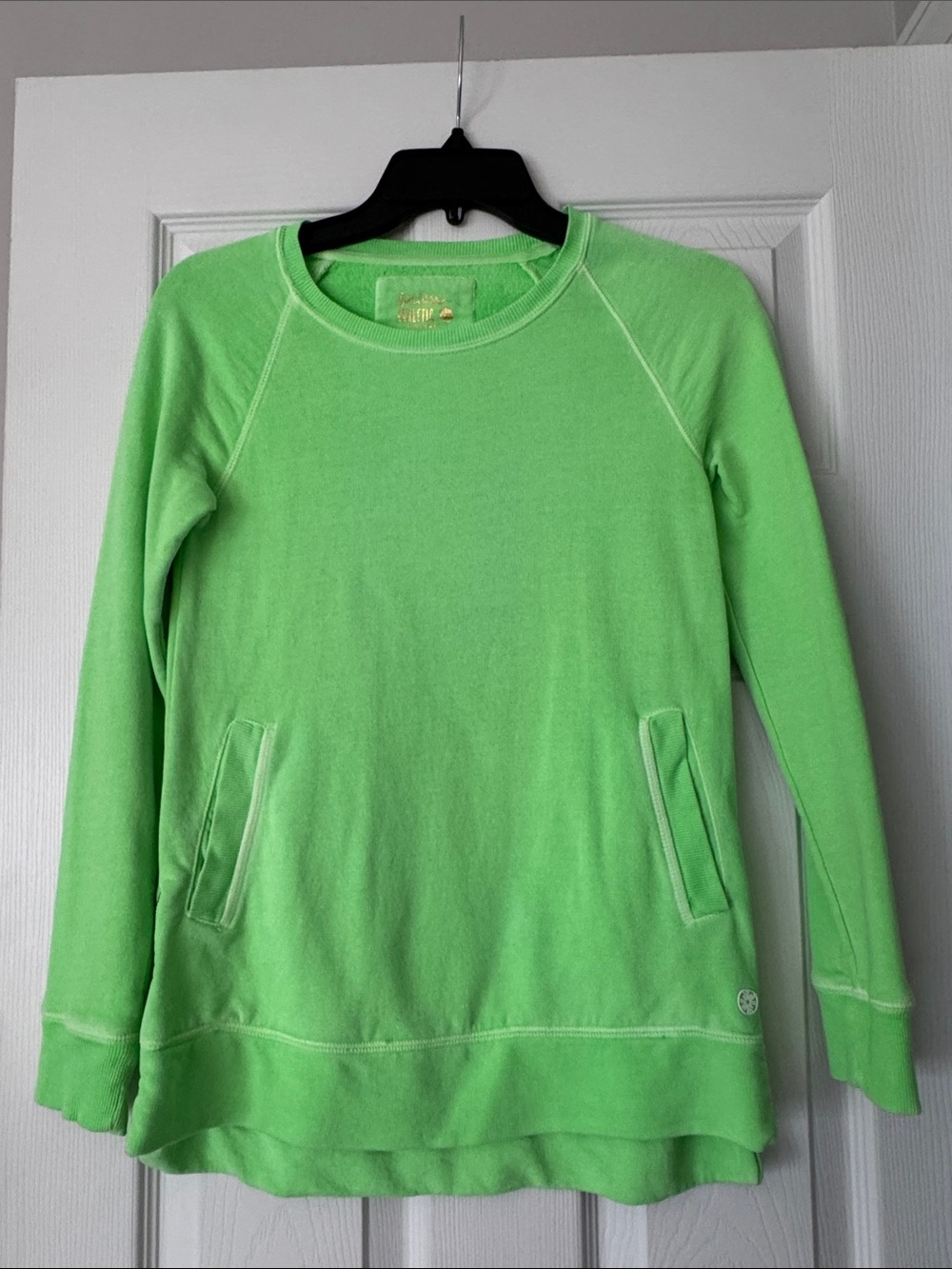 Lilly Pulitzer Neon Green Pullover Sweatshirt Beachcomber